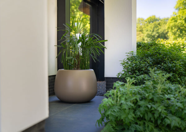 Mero Polyester Planter - Image 2