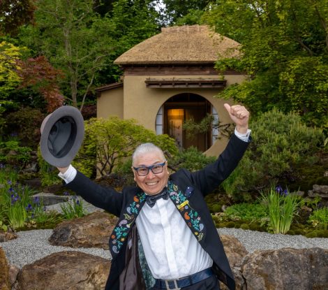 3BCNRB7 Kazuyuki Ishihara at his Cha no Niwa ? Japanese Tea Garden.
The legendary designer  Kazuyuki Ishihara wins this years Garden of the Year award.